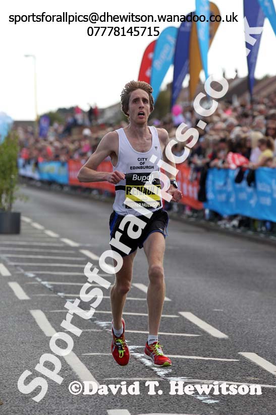 Neil Renault finishing the mens 2014 BUPA Great North Run. Photo: David T. Hewitson/Sports for All Pics